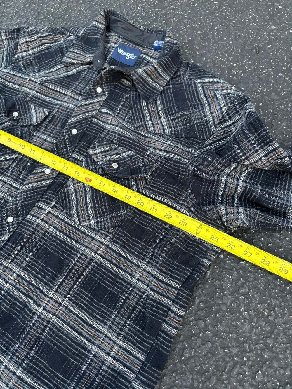 (2)Wrangler Mens Blue and Black Plaid Pearl Snap heavy Flannel size XL - Picture 9 of 10